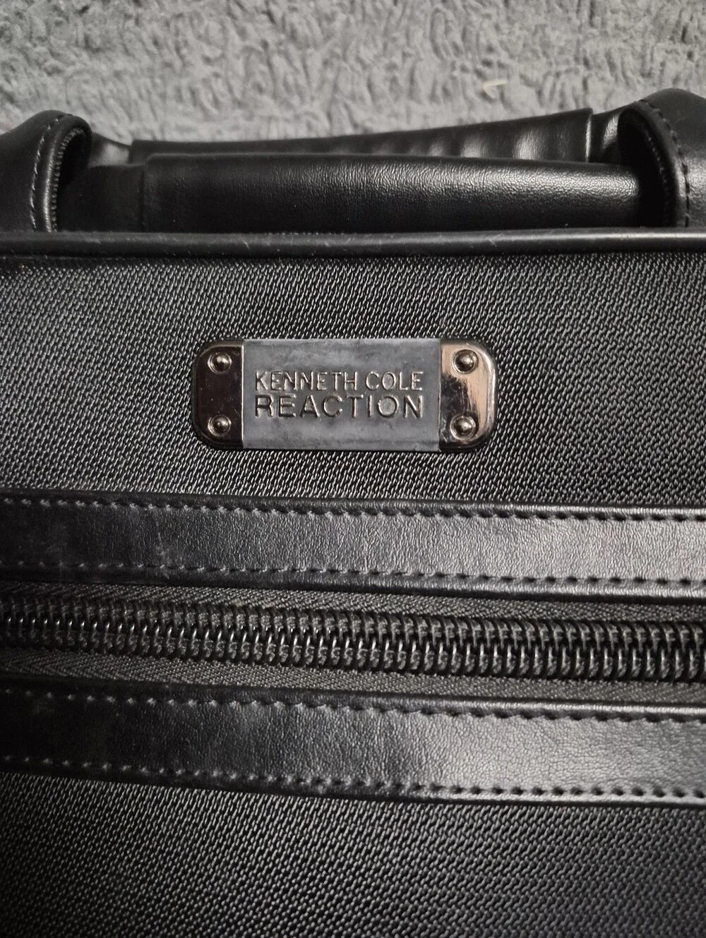 Kenneth Cole Reaction kenneth cole